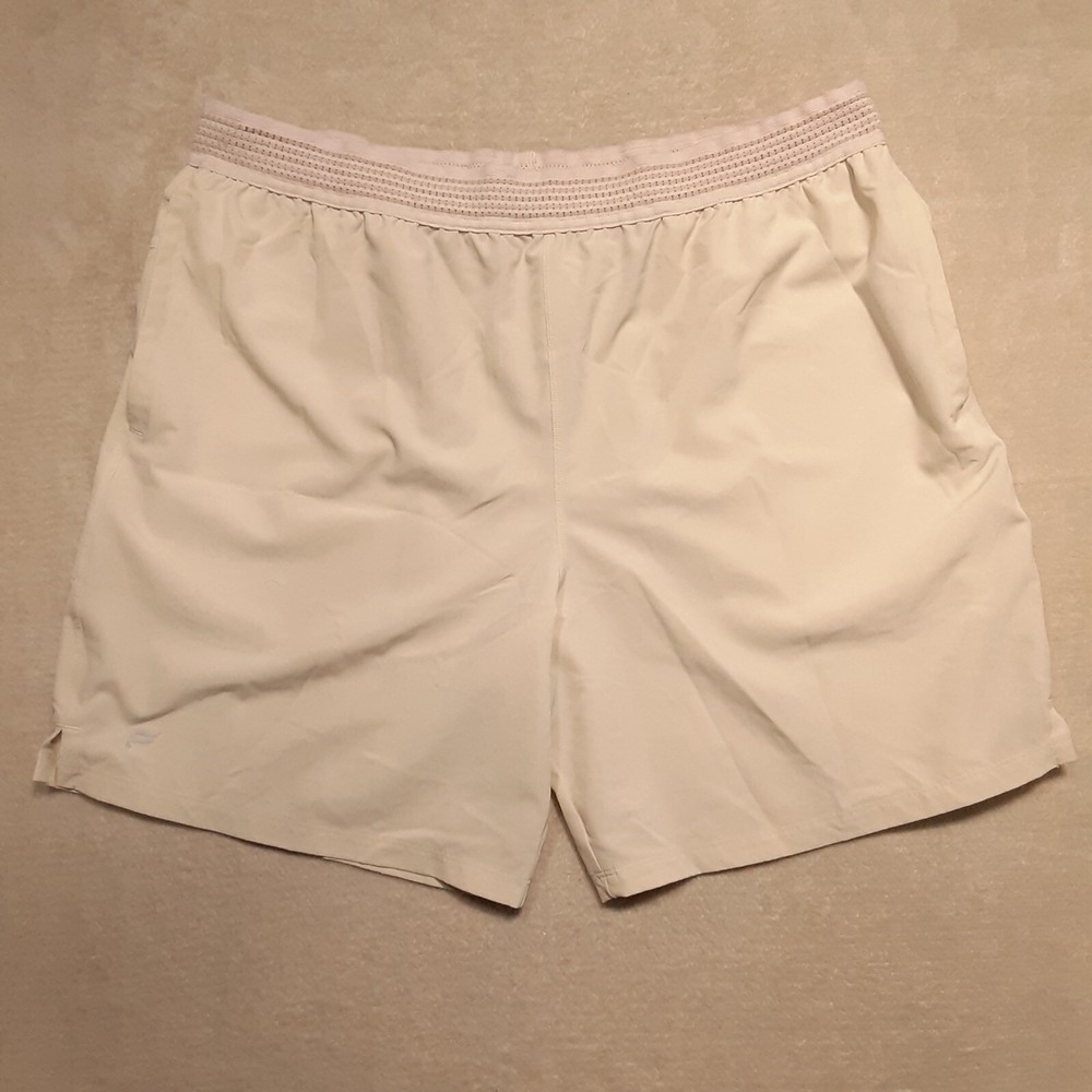 Fabletics Mens Running Shorts Sz.XL/Ivory/6" Inseam/Slash Pockets/Phone Pocket